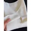 Camiseta Básica de Punto Lisa de Cuello en V Estilo Holgado Perezoso Ins para Mujer Primavera 2026 Ropa Interior Elegante Suéter Suave