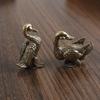 Pato Mandarim de Latão Sólido Criativo Pet de Chá Decoração Mesa de Chá do Escritório Vintage Cobre Puro Par Artesanato de Pato Mandarim Utensílios de Cobre
