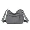 Bolso de Mujer con Textura de Cuero Suave Multicapa Versátil de Hombro Cruzado Gran Capacidad Bolso de Hombro Único para Madres de Mediana Edad y Mayores Suministro Directo Transfronterizo