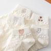 Calcetines tobilleros encantadores bordados de primavera y verano para mujer, delgados, estilo preppy, blanco lechoso, lindos, estilo japonés, calcetines para niña al por mayor