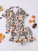 Conjunto de pijama feminino estampado com tema de Halloween, de manga curta e com gola, de corte casual e solto, adequado para usar tanto em ambientes internos quanto externos