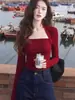Camiseta quadrada de manga comprida estilo Hong Kong retrô para mulheres, nova para o outono, corte justo, pura e sedutora, top interno sexy hot girl