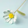 Ramo de rosas de copa de vino tejido a mano, adorno para el hogar, flores artificiales tejidas a ganchillo, regalo de lana para novia