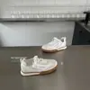Zapatillas de entrenamiento vintage alemanas de piel de vaca súper suaves para mujer, suela gruesa, que aumentan la altura, con cordones, zapatillas casuales, zapatos blancos versátiles, zapatos estilo Forrest Gump