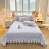 Colcha Acolchada de Algodón Lavado Clase A Pieza Única Estilo Princesa Encaje Engrosada Cubierta de Cama para Cama Individual con Alfombrilla Antideslizante Juego de Tres Piezas