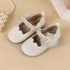Zapatos de Princesa con Lazo de Encaje para Niñas 2025 Otoño Nuevos Casuales Versátiles para Niños Zapatos de Cuero de Suela Blanda Bajos