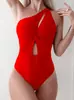 Nuevo Traje de Baño Europeo y Americano de Comercio Exterior Transfronterizo de una Pieza Color Sólido Tirante Único Ajustado Traje de Baño de Amazon