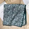 Pañuelo Cuadrado Pequeño Floral Artístico Estilo Retro para Mujer, Nuevo Algodón con Textura 65 Seda Primavera/Verano 2026, Tendencia al por Mayor desde Fabricante