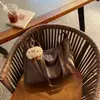 2026 Bolso Estético Personalizado de Gran Capacidad Bolso Tote Vintage para Mujer Bolso Cruzado de Moda para el Trabajo Bolso de Hombro Simple