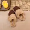 Chinelos peludos de sola grossa retrô para mulheres, novo estilo de outono 2026, que aumentam a altura, adequados para saias, meias-chinelos macias de sola macia estilo francês, sapatos Birkenstock