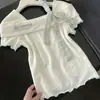 Camiseta de Manga Corta con Diseño Off-Shoulder Ajustada Dopamine Ins Moda Verano 2026 Nuevo Top Ajustado para Mujer
