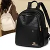 Mochila de alta gama para mujer moda otoño e invierno 2024 mochila casual para mujer bolsa de viaje para mujer patrón tejido cuero suave bolsa antirrobo para mujer