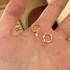 Aretes ear cuff de estrella de cinco puntas para niñas, modernos, sencillos, diseño de nicho, temperamento exquisito, tachuelas versátiles para el día a día, joyería para orejas