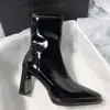 Primer Encuentro Ji Pointed Plataforma Impermeable Elástico Tacón Medio Moda Tacón Grueso Adelgazante Temperamento Botines Cortos Franceses Mujer