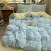 Nuevo juego de ropa de cama de cuatro piezas de grado A para 2026, que incluye una sábana, una funda de edredón y un juego de tres piezas para literas, perfecto para estudiantes en dormitorios