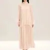 Verão 2026 Novo Leve Luxo Moda Seda Conjunto de Saia Terno Feminino Design de Verão para Férias Senso de Design Conjunto de Três Peças Emagrecedor Versátil