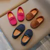 Novos Mocassins Infantis Estilo Coreano Outono 2026, Sapatos de Couro para Meninas, Sapatos de Princesa, Sapatos para Meninos, Sapatos de Bebê, Sapatos Individuais com Solado Macio