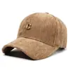 Versão Coreana Outono e Inverno Metal Letra Pequena Lã Escovada Aba Reta Gorro Quente Boné de Beisebol Unissex Versátil Afina o Rosto Boné Bico de Pato