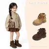 Botas de Moda con Borlas para Niñas Otoño e Invierno 2025 Nuevos Niños Medianos y Grandes Moda Birkenstock Botas Martin Botines Cortos de Princesa para Niñas Pequeñas