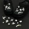 Diapositivas para Zuecos Estilo Nuevo Corazón Dulce Rosa Cereza Hebilla de Zapato de Perla Resistente Moda Accesorios Desmontables DIY