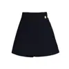 Shorts pretos para mulheres baixinhas, novo estilo primavera/outono 2026, conjunto de outer wear, calças wide leg de corte A, macacão falso saia-calça