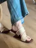 Sandálias Anabela Deslumbrantes Estilo Retro Francês para Mulheres 2026 Verão Nova Moda Elegantes Saltos Altos Chinelos Super Populares
