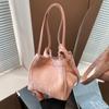 Nova Bolsa Pequena Estilo Chinês Estilo Nacional para Mulheres 2026 Nova Tendência Versátil Bolsa de Ombro de Abaixo do Braço Bolsa Transversal com Corrente Bolsa Saco