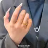 Estilo Xiaohongshu Ouro Areia Brilho Flamejante Ouro Vazado Trevo de Quatro Folhas Anel Luz Luxo Imediatamente Traz Riqueza Anel