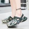 Nuevas Sandalias 2025, Zuecos para Exteriores, Zapatos de Playa Versátiles Antideslizantes Resistentes al Desgaste para Hombre, Zapatos de Verano Transpirables y Desodorantes para Hombre