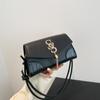 Bolso Simple con Colgante de Borla para Mujer 2026 Nuevo Retro Personalidad Hombro Único Cruzado Primavera Bolso Cuadrado Pequeño