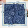Lenço Quadrado Pequeno Floral de Algodão e Linho Vintage para Mulheres, Lenço de Cabeça Multifuncional na Moda e Estiloso, Protetor Decorativo de Pescoço para o Verão, Lenço de Seda, Cachecol