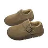 Sapatos Birkenstock de Solado Grosso para Mulheres 2025 Novo Modelo de Inverno com Lã Adicionada e Isolamento Espesso, Mocassins Quentes, Botas de Neve, Sapatos de Algodão Birkenstock Fofos e Peculiares
