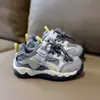 Novedad Otoño 2026 Zapatillas Deportivas para Niños Versátiles Transpirables Ligeras para Correr para Niños Niños Grandes Venta al por Mayor