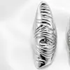 Anillos Metálicos Irregulares con Textura Retro de Nicho Europeo y Americano, Anillos Apilables de Moda y Únicos tipo Armadura para la Punta de los Dedos para Mujeres