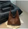 Bolso Retro Transfronterizo, Bolso Grande de Hombro para Mujer, Nuevo Modelo 2026, Bolso Tote Sencillo, Bolso de Hombro Versátil para el Día a Día