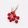 Directo de fábrica simulación nuevo baya de Navidad espuma fruta pequeña hecha a mano DIY material de corona decoración fruta roja pequeña