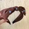Lenço Quadrado Retrô Cor Café com Bolinhas Azuis para Cabelo/Pescoço Feminino Novo Estilo Coreano 2025 Acessório de Cabelo para Rabo de Cavalo