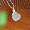 Pingente de Buda de Calcedônia Tipo Gelo Natural Novo Estilo Chinês Simples Elegante Ornamento Pendente Feminino Ágata Buda Maitreya Pedra de Jade Joia