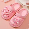 Zapatos Croc para Niños Verano Niñas Interior Antideslizante Dibujos Animados Niños Medianos y Grandes Sandalias para Bebé Ropa Exterior Sandalias de Playa