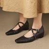 Zapatos Mary Jane de piel de oveja cómodos con altura interior y tira cruzada 2025 Otoño Punta cuadrada pequeña Tacón medio Zapatos de cuero plisado para mujer
