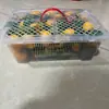 Atacado do Fabricante Cestas de Frutas Plásticas Portáteis para Cerejas, Laranjas, Tangerinas Doces, Morangos e Mirtilos com Alças de Encaixe, Podem Conter 2,5-3kg de Frutas