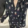 Pijama com Estampa de Desenho Animado Fofo para Mulheres, Novo Estilo para o Início do Outono, Conjunto de Duas Peças com Mangas Longas e Calças Longas, Pode Ser Usado Fora de Casa