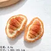 Brinquedo de Comida Simulada Água Alcalina Pão Acessórios de Resina Cola de Creme Capa de Celular DIY Presilha de Cabelo Faixa de Cabelo Ímã de Geladeira Fivela de Sapato