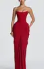 Vestido longo formal tomara-que-caia com cintura fina, pregas duplas tridimensionais e saia longa até o chão