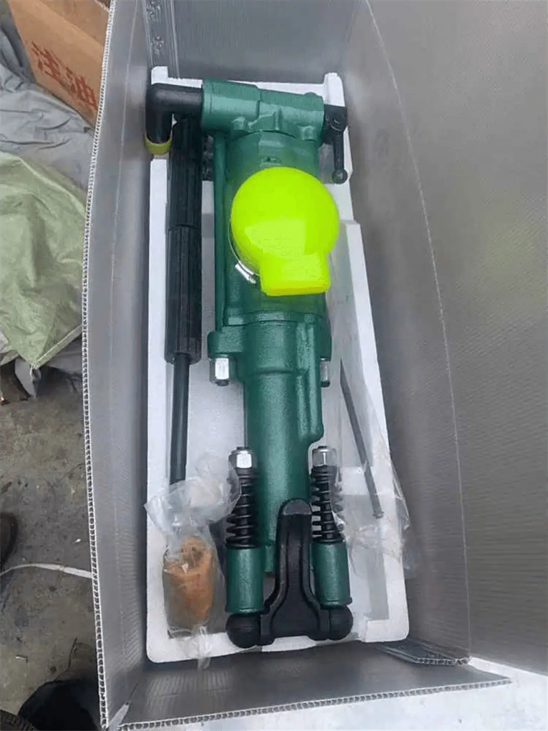 YT28气动凿岩机03.png