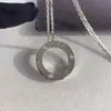 Colar de disco de amor transfronteiriço com diamantes para mulheres, estilo europeu e americano, banhado a ouro 18K espesso de alta qualidade, corrente de clavícula de disco redondo sem diamantes