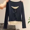 Camiseta Larga de Encaje Falsa de Dos Piezas con Lazo para Mujer 2026 Primavera y Otoño Nueva Ajustada Versátil Dulce Moda Top Tendencia