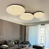 Luminária de Teto para Sala de Estar Minimalista e Luxuosa, Luz LED Principal Protetora para os Olhos com Padrão de Gelo Circular de Três Cabeças, Estilo Moderno Minimalista, Material de Ferro, Outro