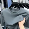 Camiseta de Manga Corta para Hombre de Verano con Seda de Morera 2026 Nuevo Estilo Sin Costuras de Seda de Hielo Fresca de Tacto Cuello Redondo Casual Top de Media Manga
