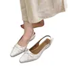 Sandalias cerradas de estilo francés con lazo suave para mujer, verano 2026, de tacón medio, punta fina, espalda abierta, zapatos versátiles y elegantes